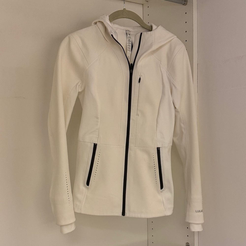 Lululemon Cross Chill Jacket – White w/ Black Accents, Size 4